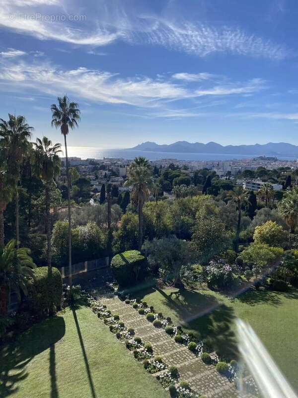Appartement à CANNES