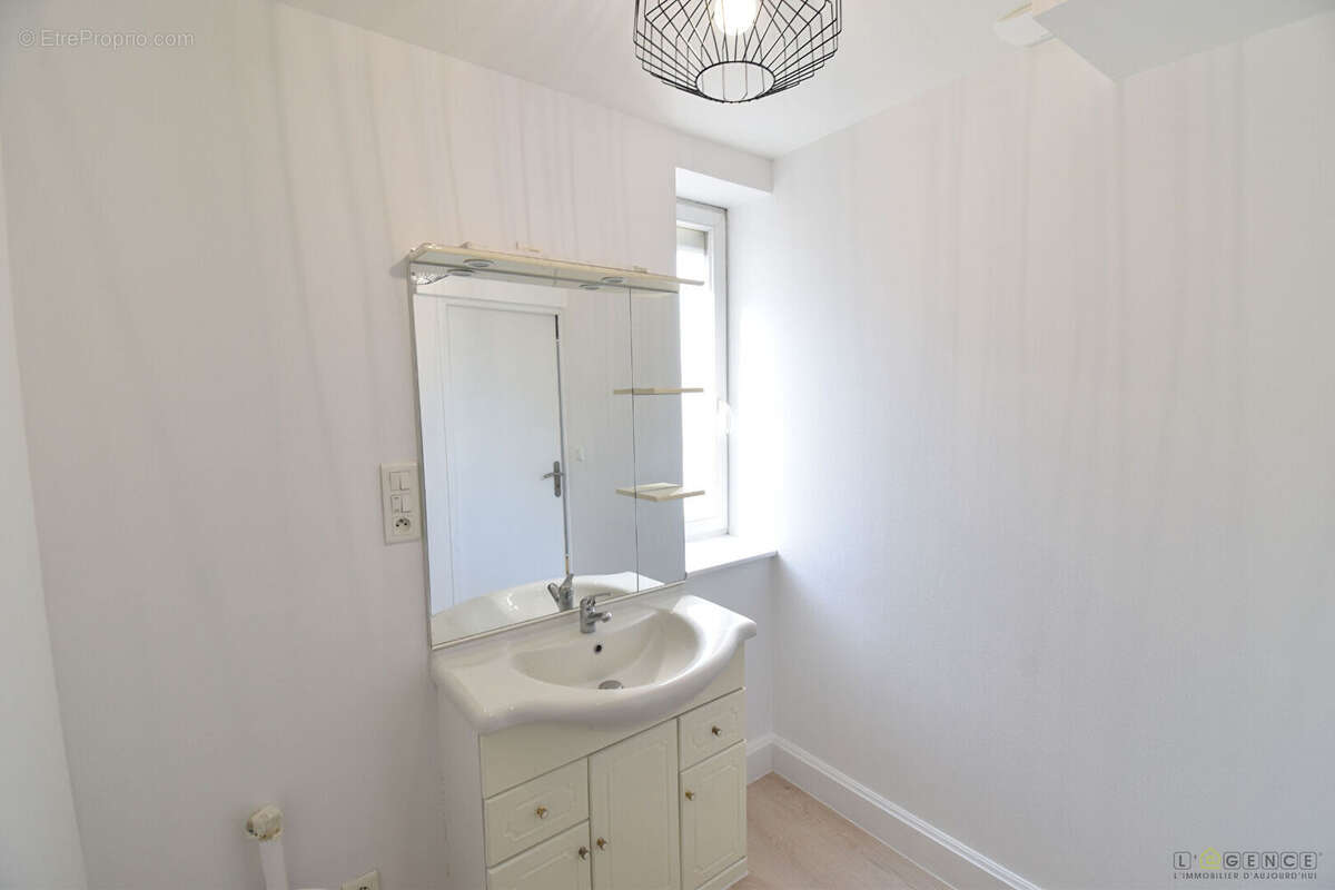 Appartement à ANOULD