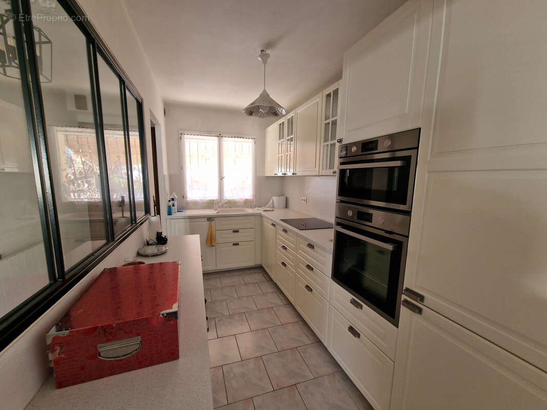 Maison à LA CRAU