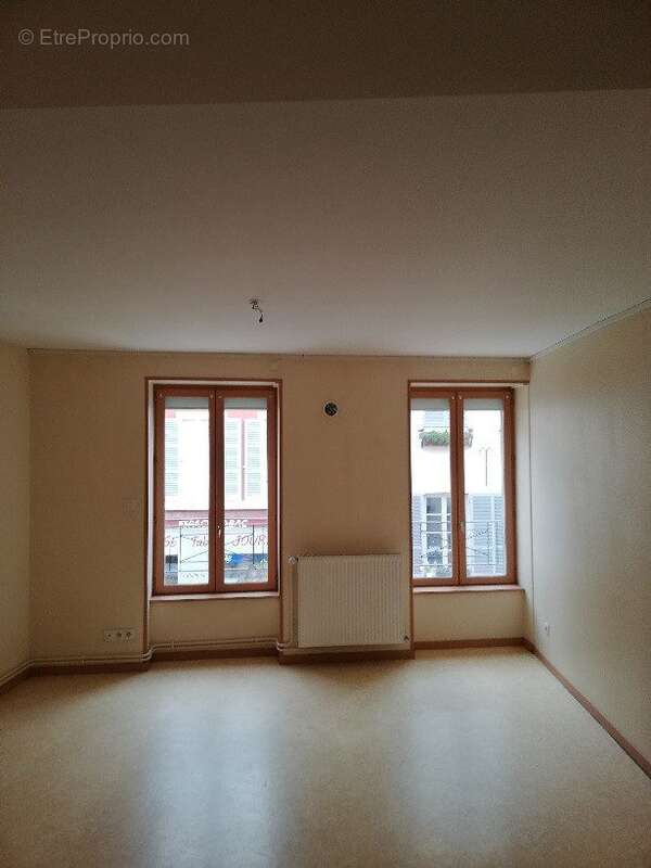 Appartement à SEURRE