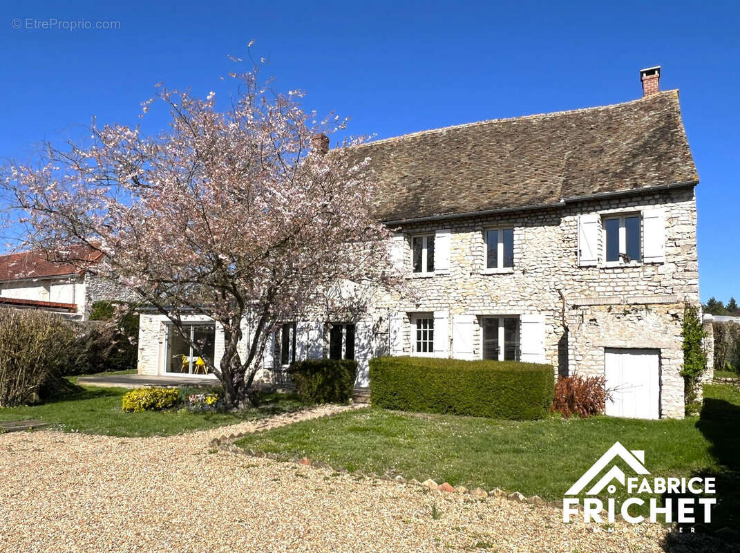 Maison à VILLIERS-EN-DESOEUVRE