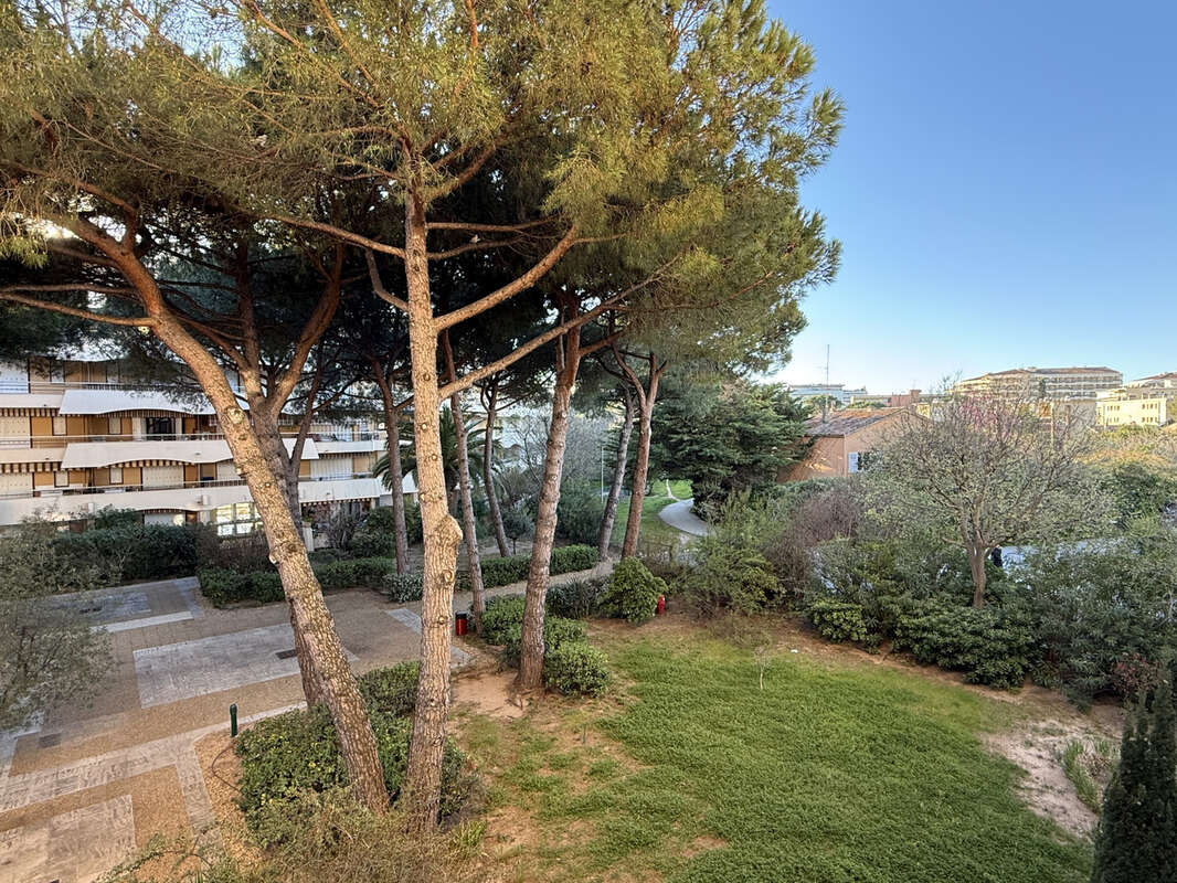 Appartement à FREJUS