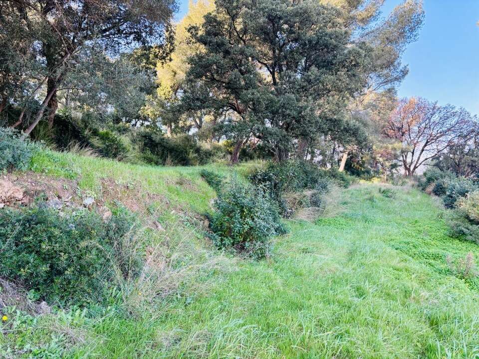 Terrain 700 m² à La Seyne-Sur-Mer  - photo 5
