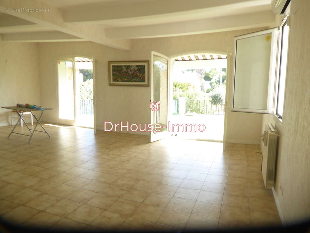 Maison à CARRY-LE-ROUET