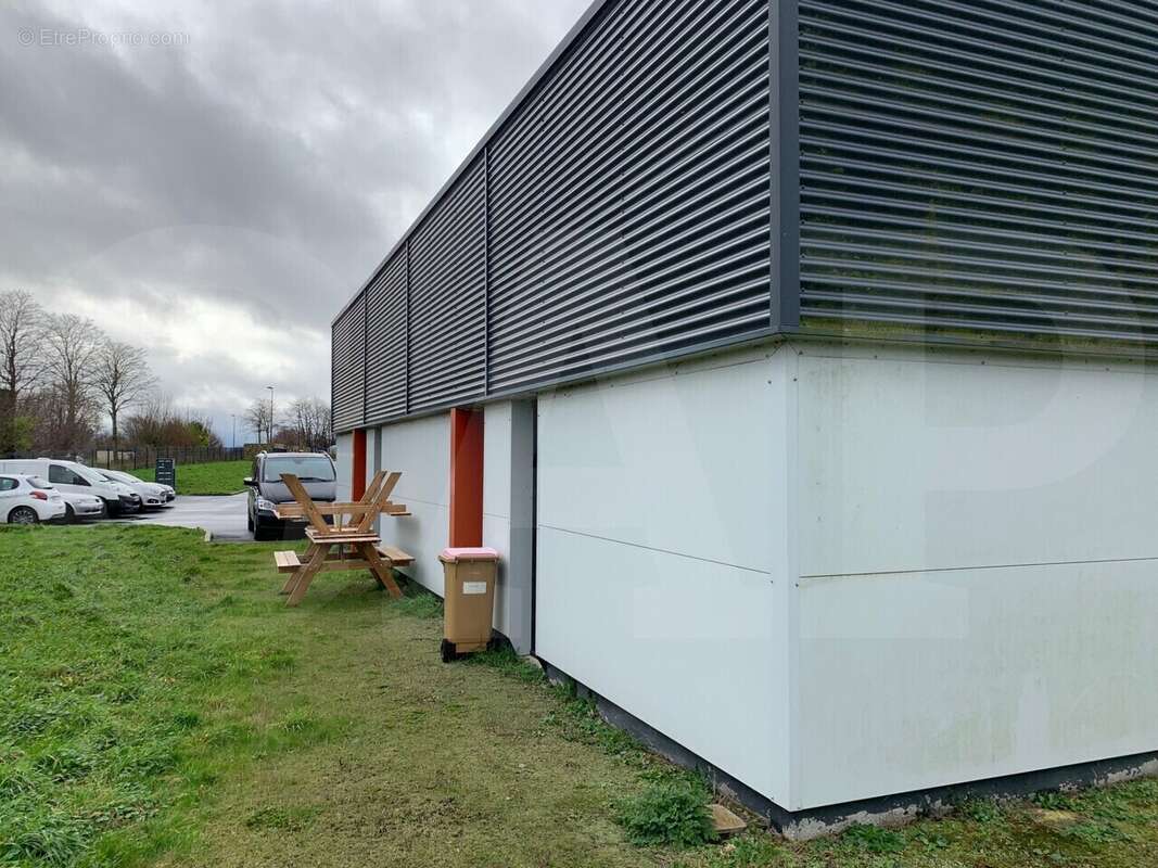 560 m² à Lamballe  - photo 2