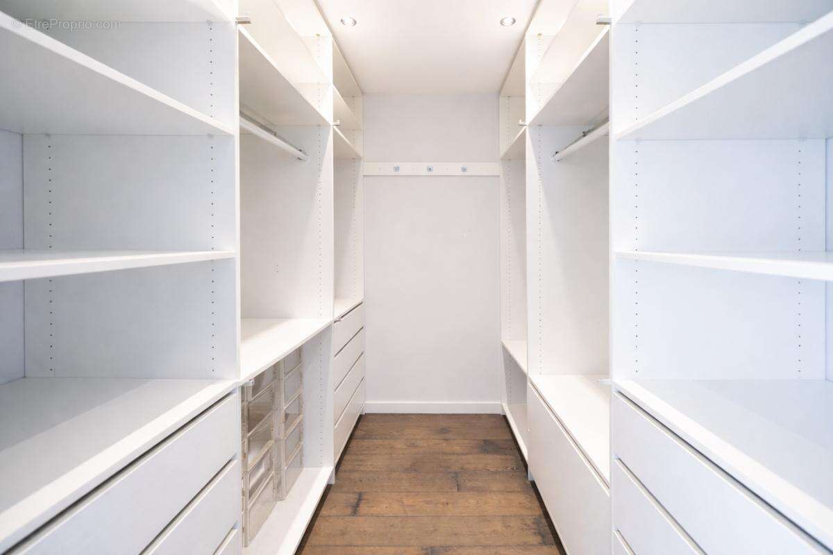 Appartement à CAP-D'AIL