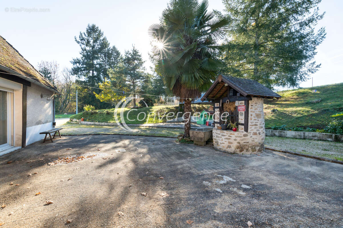 Maison à LA PORCHERIE
