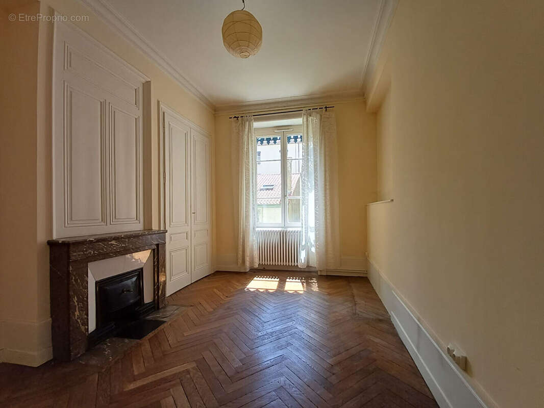 Appartement à LYON-7E