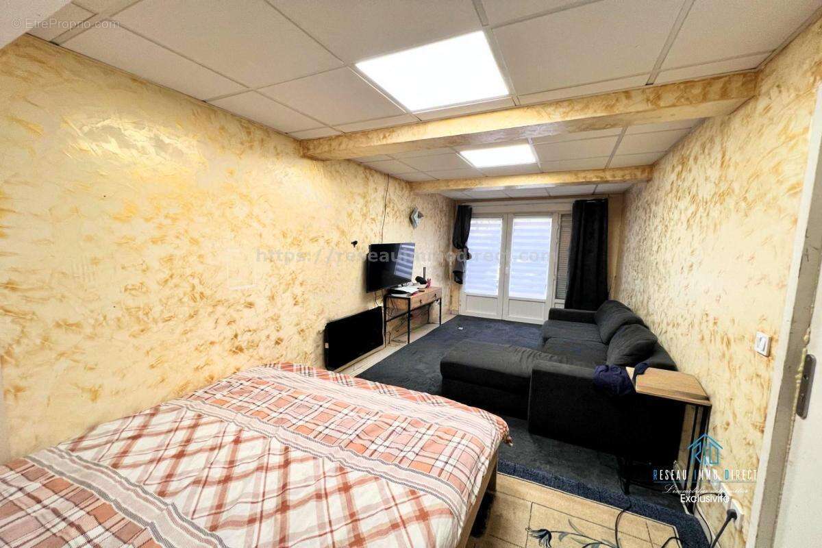 Maison à SAINT-JEAN-DE-MOIRANS