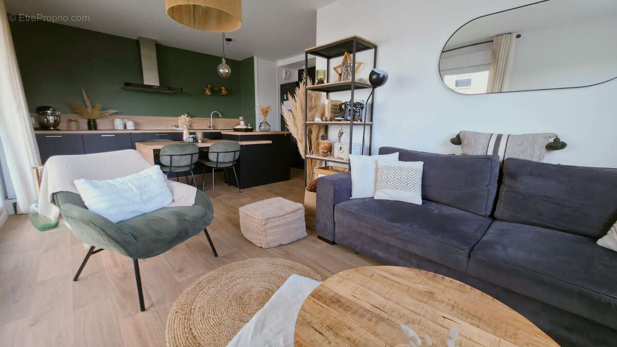 Appartement à LE RHEU