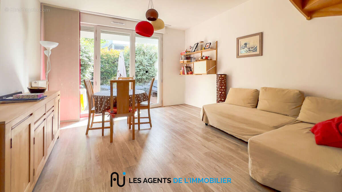Appartement à NANTERRE