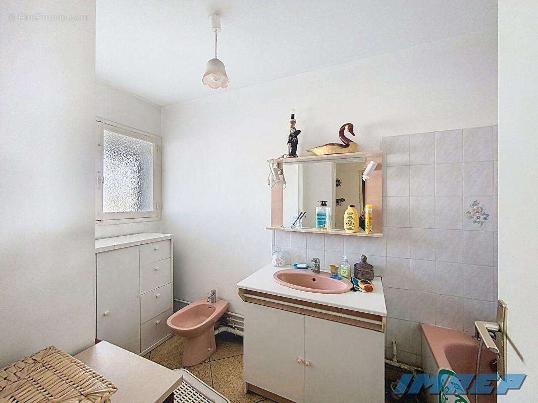 Appartement à MARSEILLE-9E
