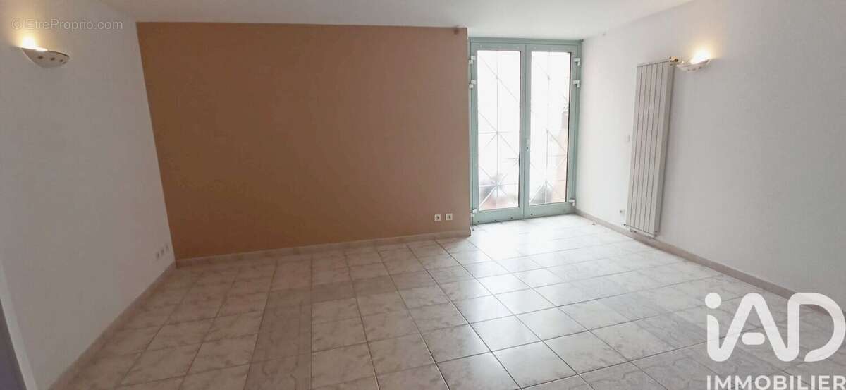Photo 2 - Maison à PUGET-SUR-ARGENS