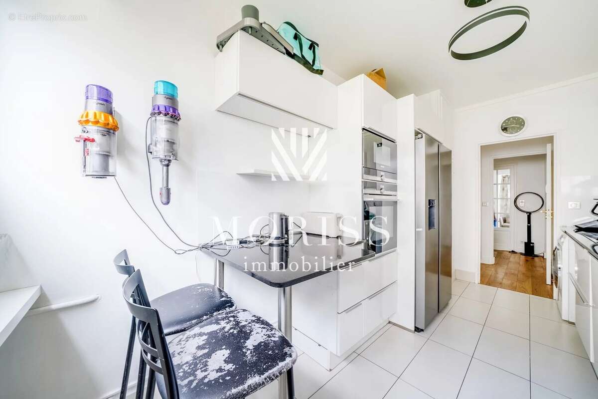 Courbevoie – Appartement 4 pièces + 12 m² de balcon – Métro La Défense - photo 9