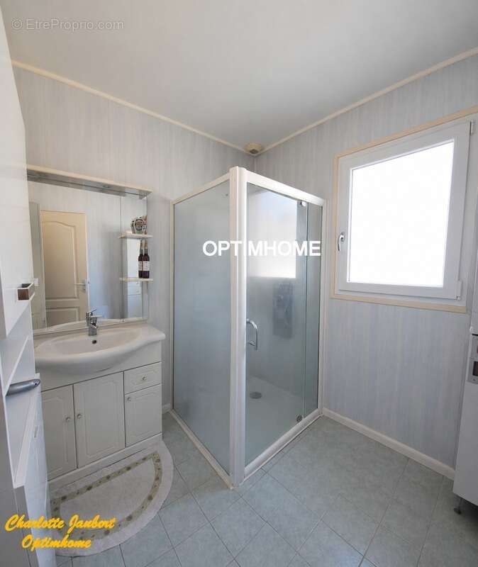 Maison à vendre 7 pièces Proche de CHALAIS (16) - photo 9