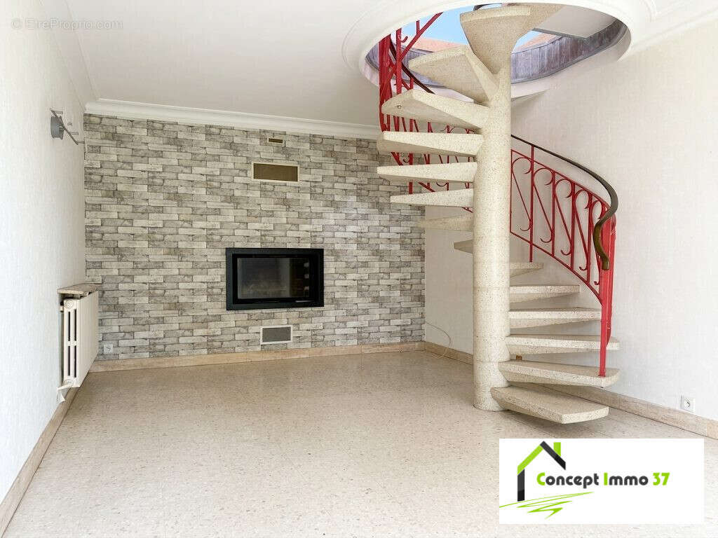 Maison à BALLAN-MIRE