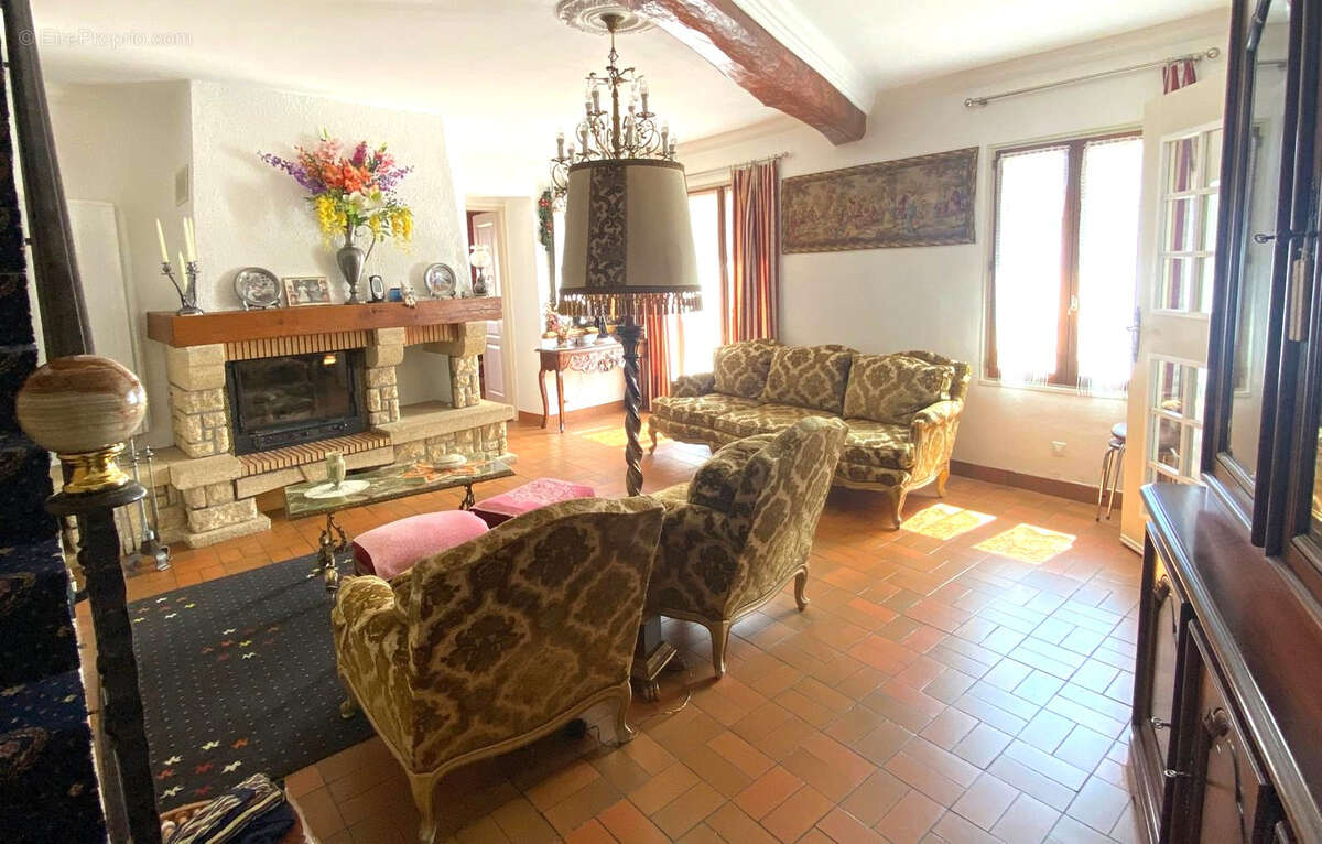 Maison à EZY-SUR-EURE