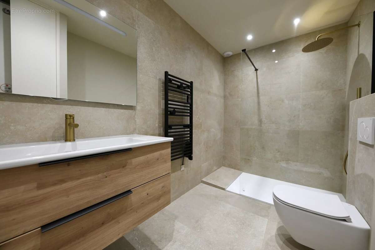 Appartement à UZES