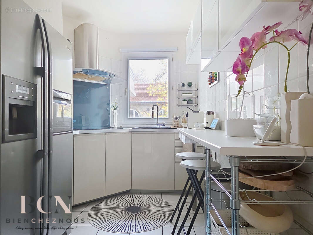 Appartement à AUBERVILLIERS