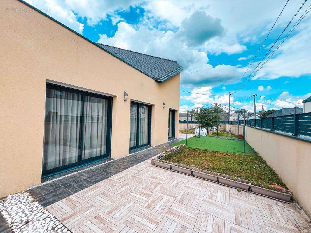 Maison à LE TEMPLE-DE-BRETAGNE