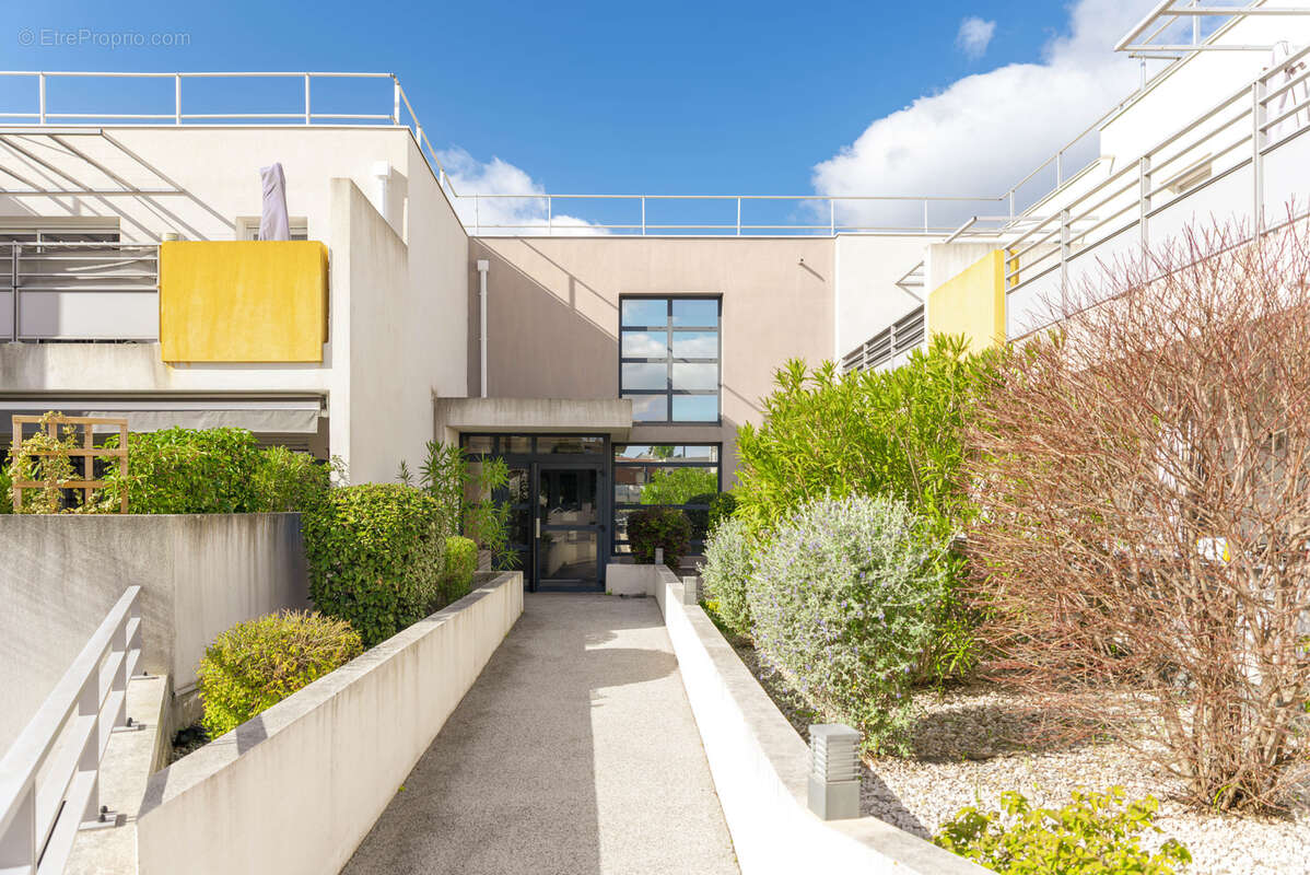 Appartement à LA VALETTE-DU-VAR