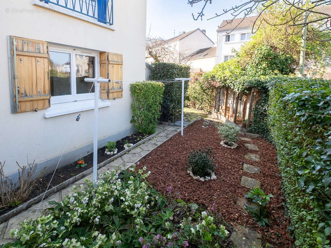 Maison à VILLEPREUX