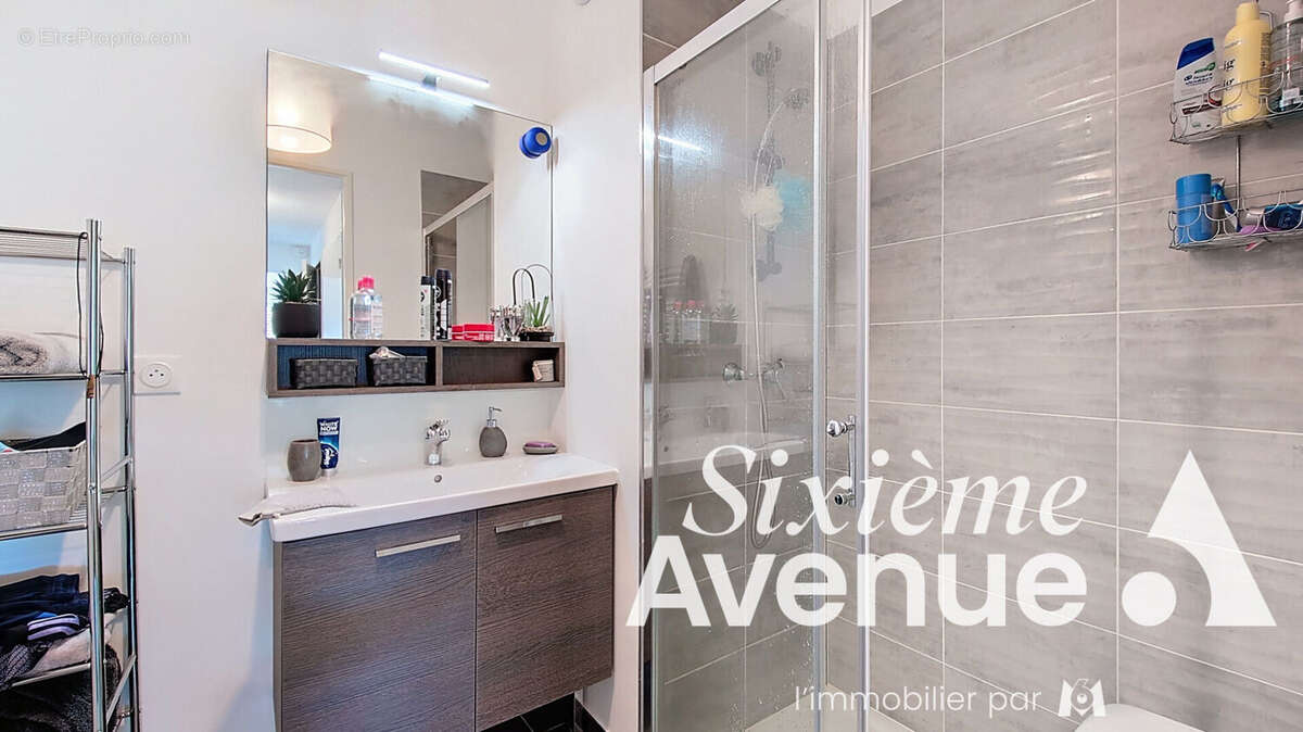 Appartement à VENISSIEUX