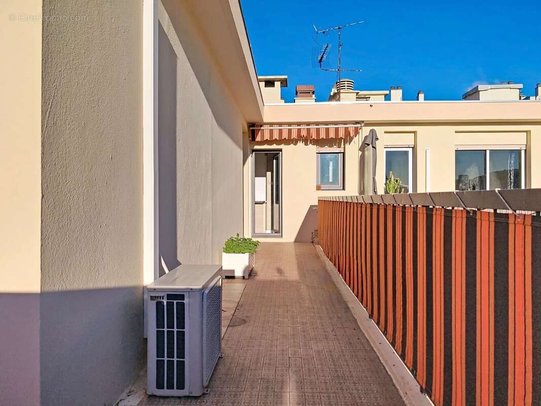 Appartement à NICE