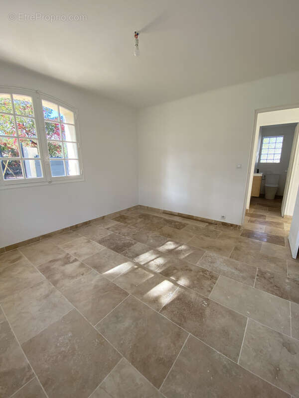 Maison à NANS-LES-PINS