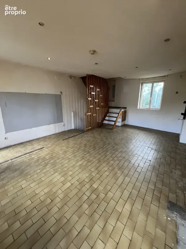 Maison 4 pièces 95 m² à vendre à Le Cateau-Cambresis (59360) - photo 2
