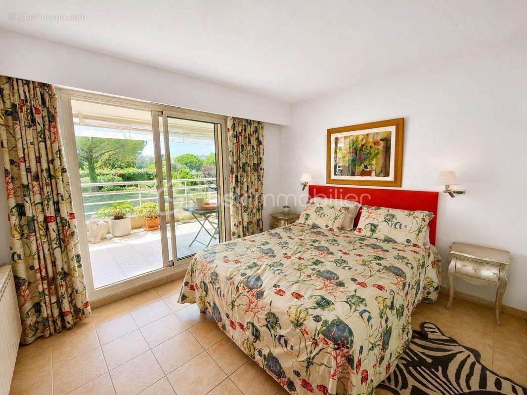 Antibes – appartement 4 pièces 87 m² – terrasse 30 m² – double garage – calme – piscine - photo 6