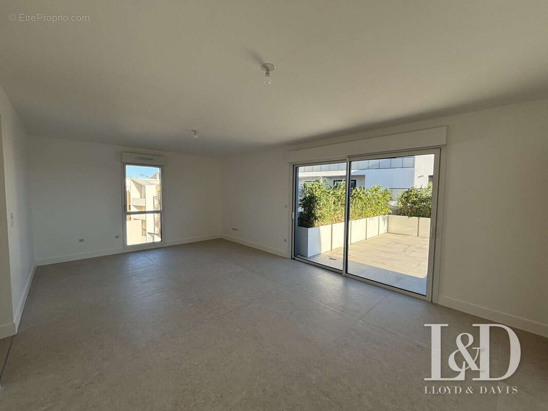 Appartement à SAINT-JEAN-DE-VEDAS