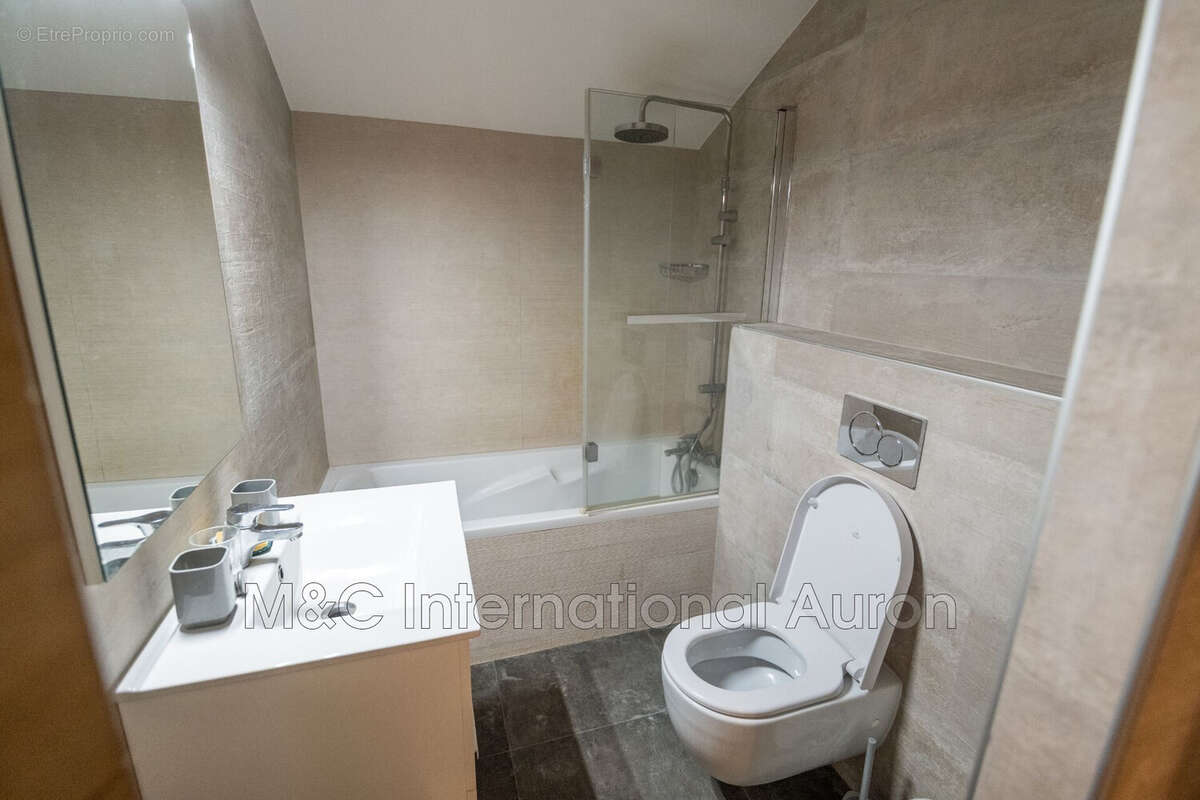 Appartement à SAINT-ETIENNE-DE-TINEE