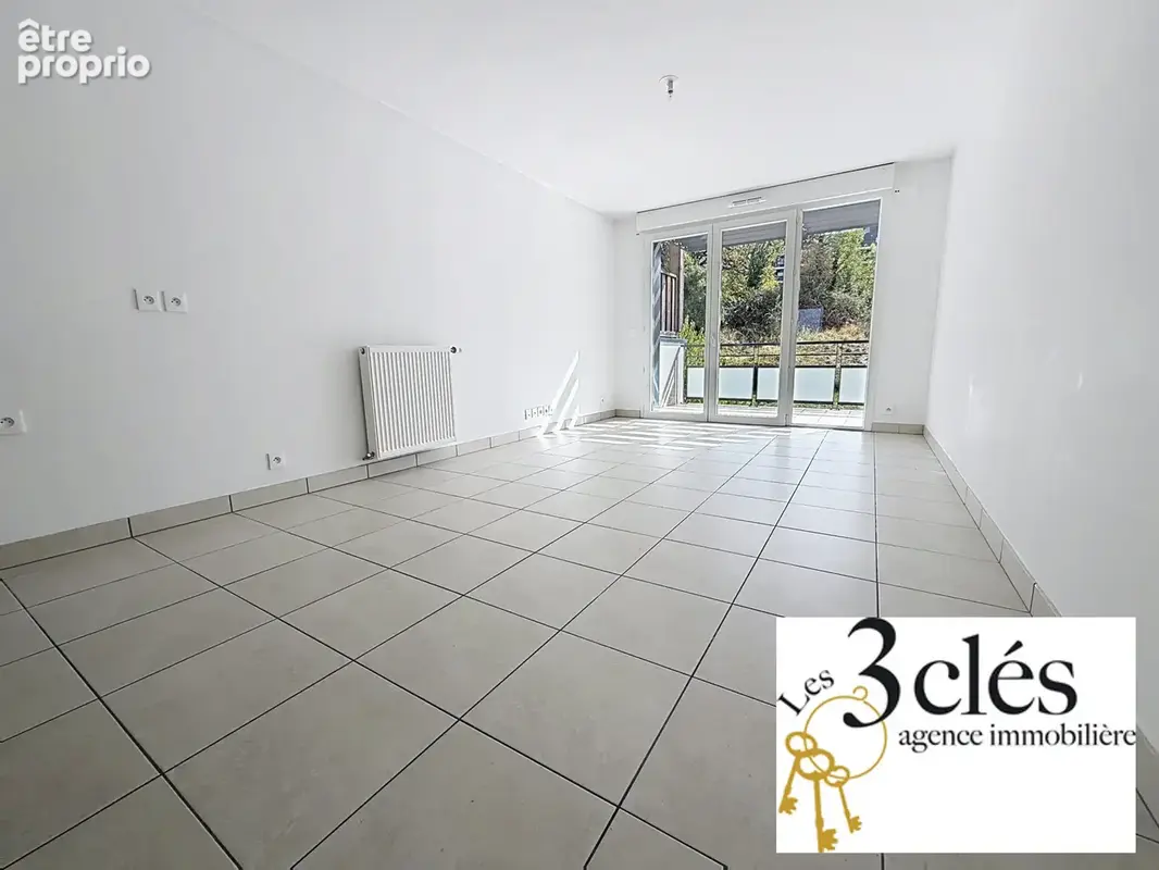 t2 dernier étage avec garage et terrasse - photo 12