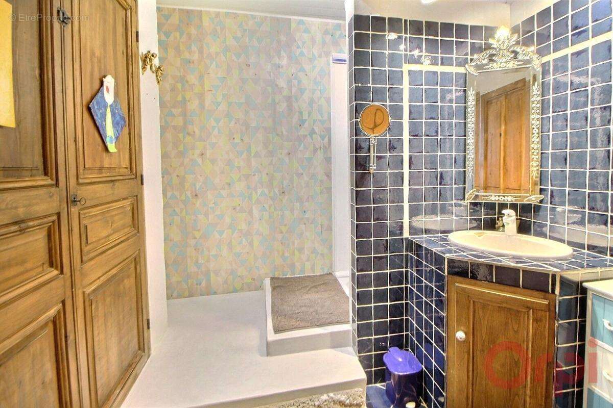 Appartement à MARSEILLE-13E