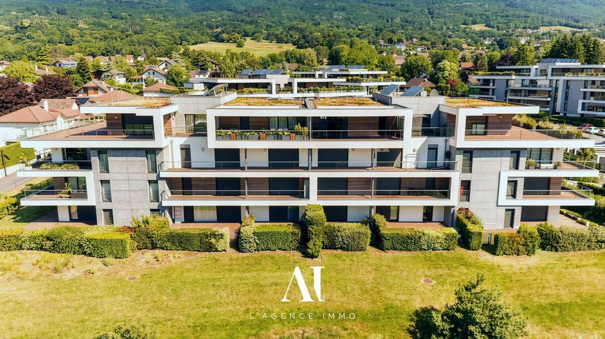 Appartement à THOIRY