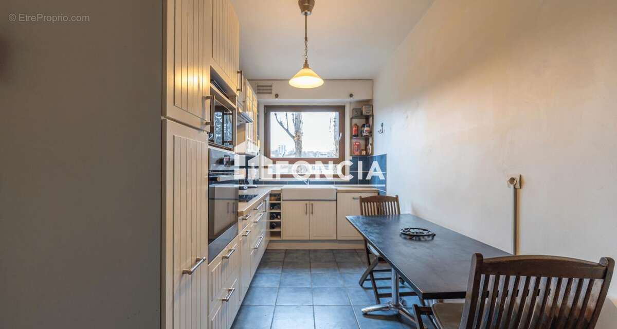 Appartement à CHATENAY-MALABRY