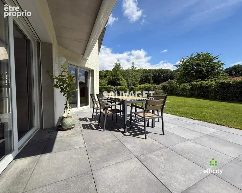 Maison 180 m² à Reignier  - photo 2