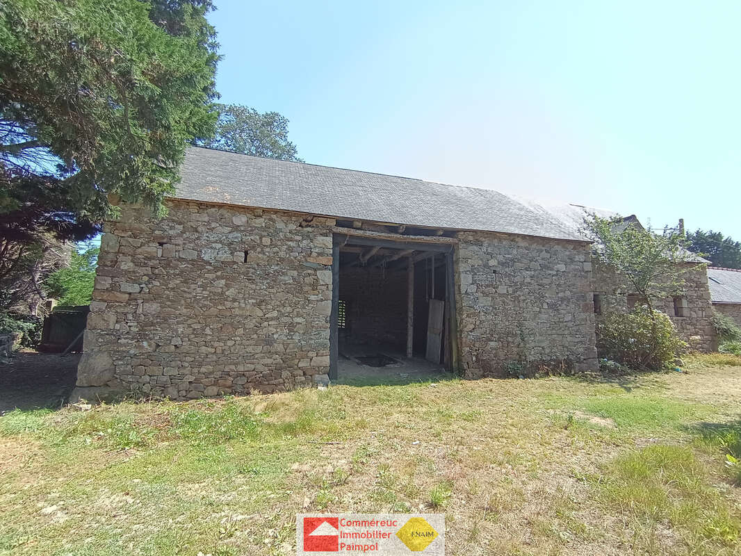 A VENDRE ancien corps de ferme à rénover   Plourivo (Lancerf)   Terrain de plus de 1,8 hectare - photo 4