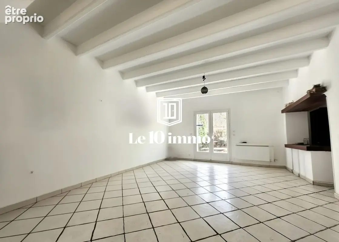 Salon vide - Maison à MONTOIR-DE-BRETAGNE