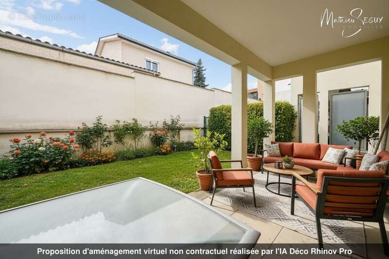 Appartement à THURINS