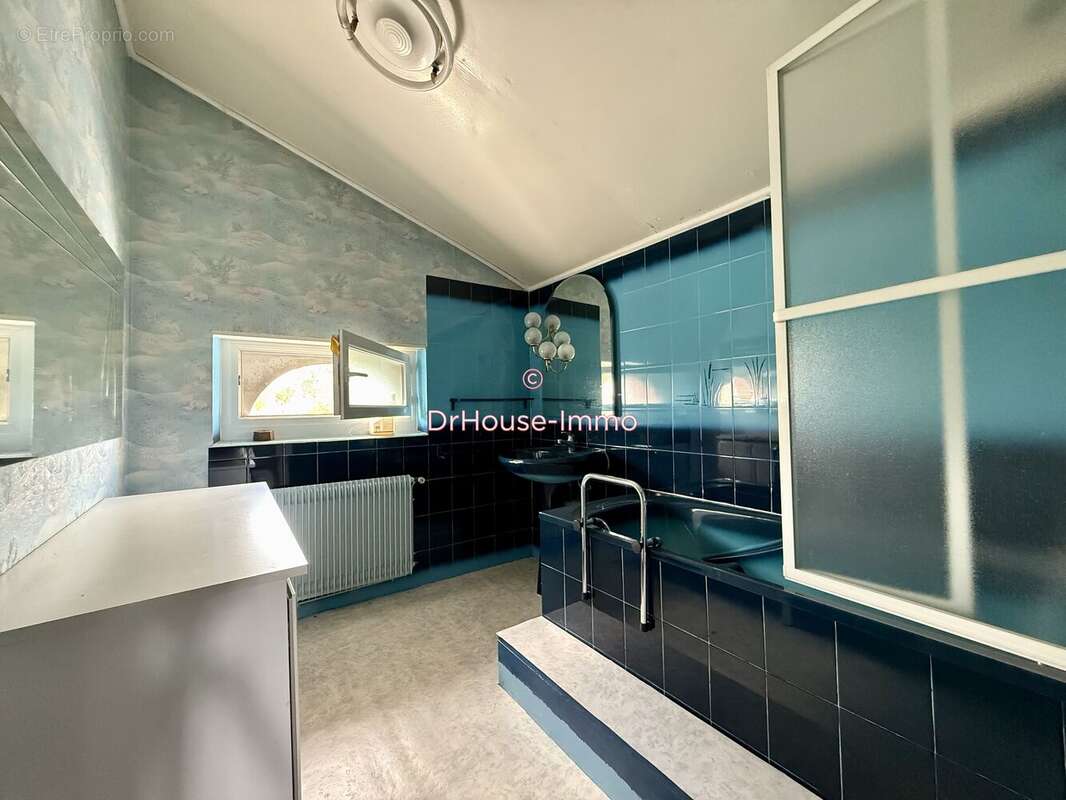 Maison 150 m² à Saint-Astier  - photo 9