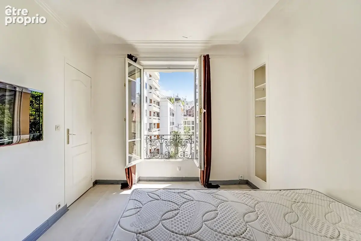 RAMEY - Appartement Paris 2 pièce(s) 38m2 ensoleillé - photo 2