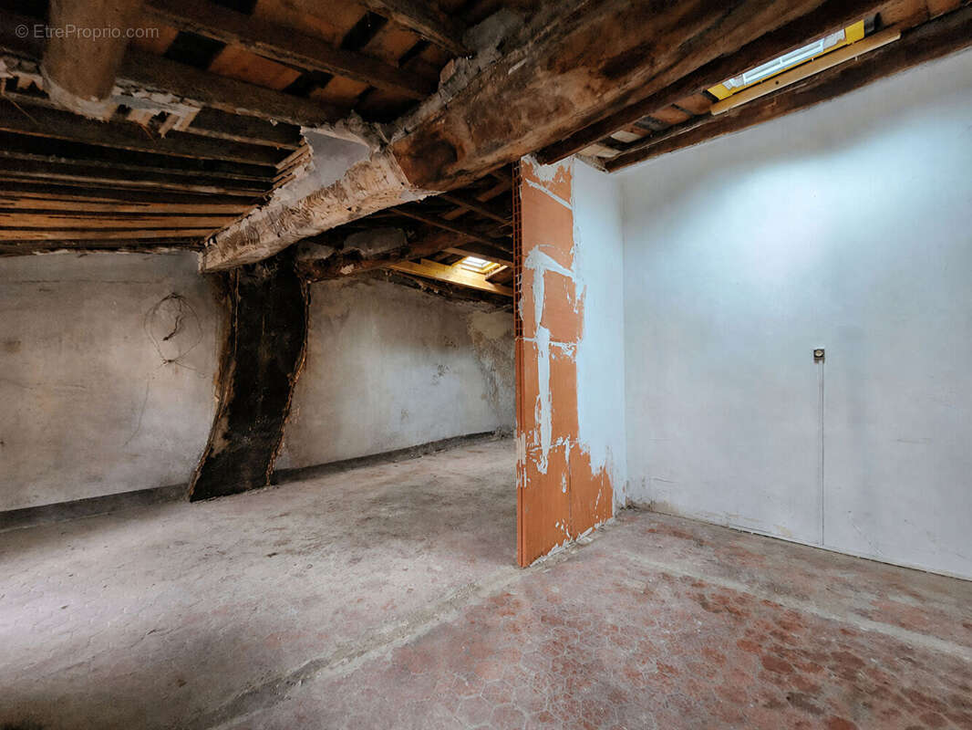 Appartement à AURIOL