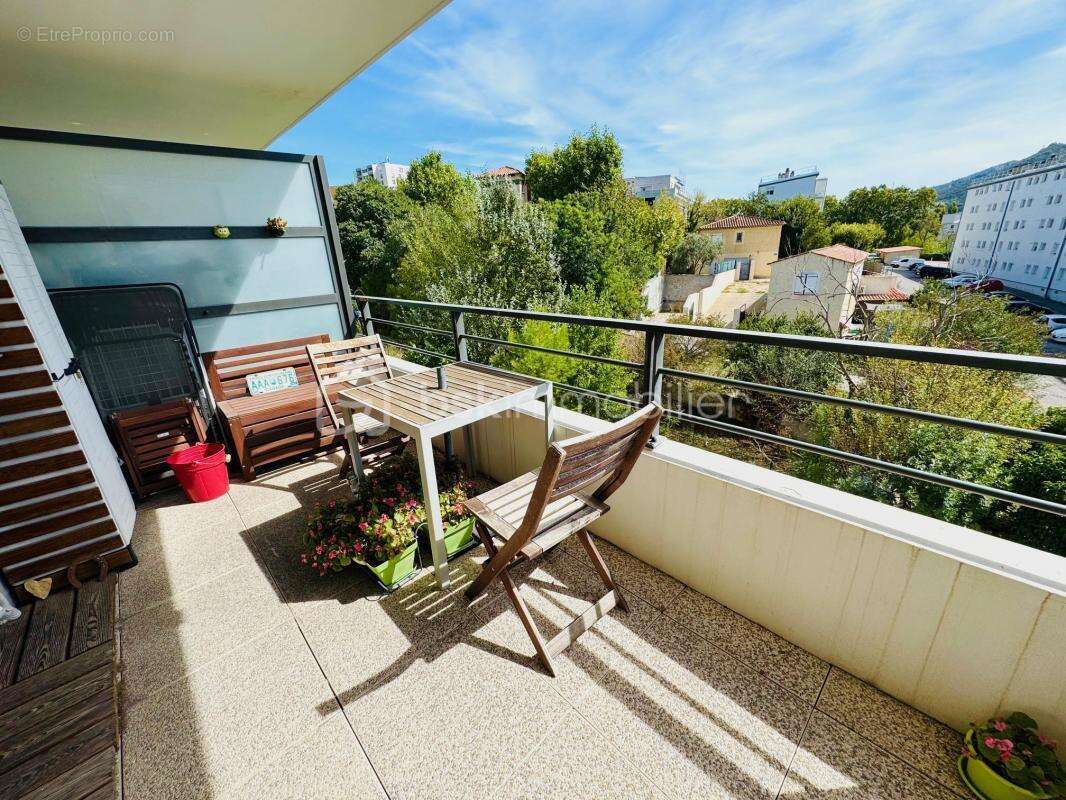 Appartement à MARSEILLE-11E