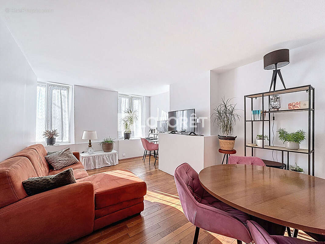 Appartement à NEUFCHATEAU