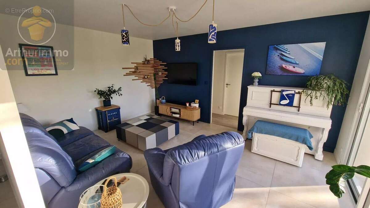 Maison à BOIS-DE-CENE