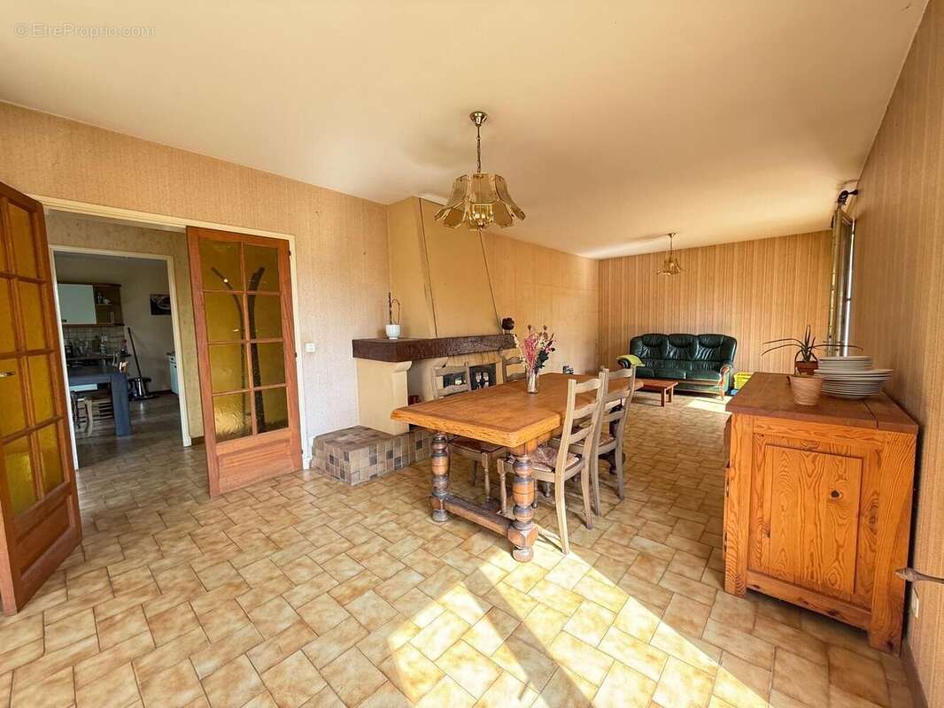Maison à ARTHES