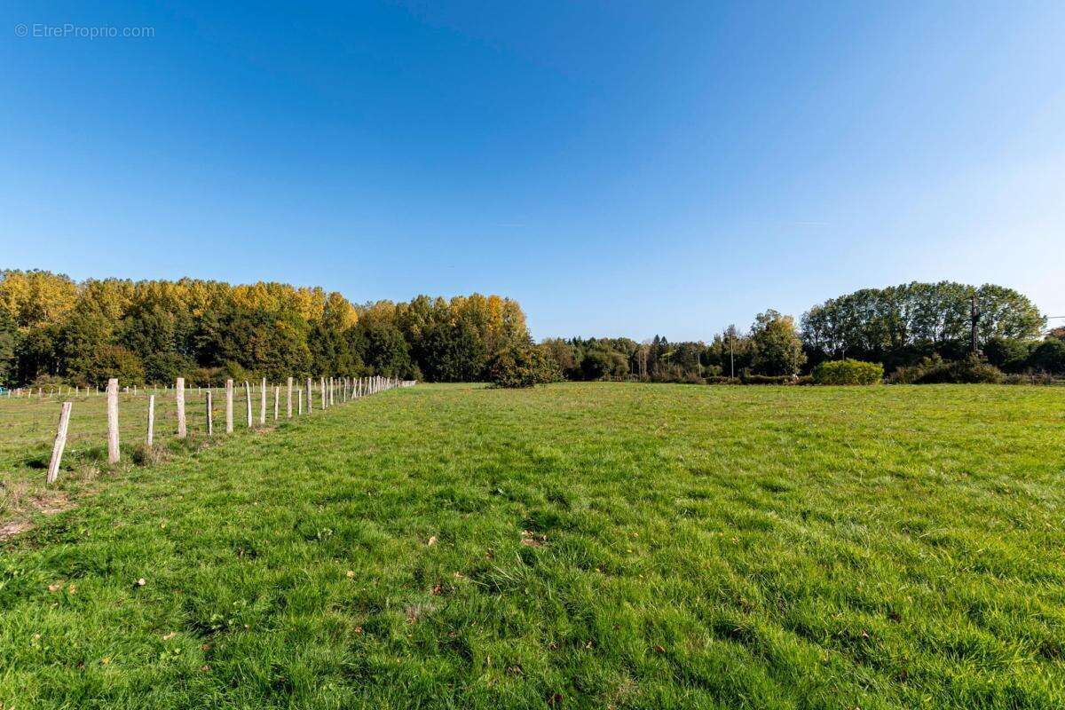 Maison à YVRE-L&#039;EVEQUE