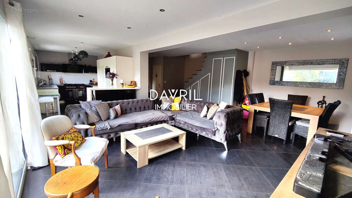 Maison à CONFLANS-SAINTE-HONORINE